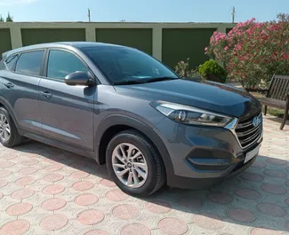 Vista frontale di un noleggio Hyundai Tucson a Baku, Azerbaigian ✓ Auto #11976. ✓ Cambio Automatico TM ✓ 0 recensioni.