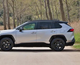 Noleggio auto Toyota Rav4 2022 in Montenegro, con carburante Ibrido e 180 cavalli di potenza ➤ A partire da 100 EUR al giorno.
