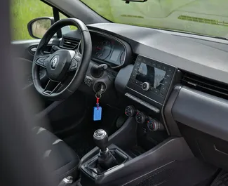 Renault Clio 5 2021 con sistema A trazione anteriore, disponibile in Becici.