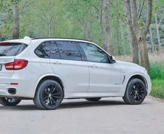 Motore Diesel da 3,0L di BMW X5 2016 per il noleggio in Becici.