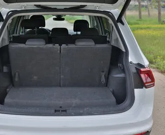Motore Diesel da 2,0L di Volkswagen Tiguan 2019 per il noleggio in Becici.