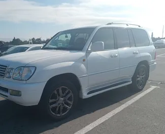 Vista frontale di un noleggio Lexus Lx470 a Baku, Azerbaigian ✓ Auto #12182. ✓ Cambio Automatico TM ✓ 0 recensioni.