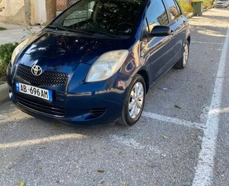Noleggio Toyota Yaris. Auto Economica, Comfort per il noleggio in Albania ✓ Cauzione di Senza deposito ✓ Opzioni assicurative RCT, CDW, FDW, All'estero.