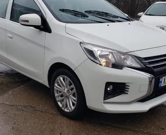 Noleggio Mitsubishi Attrage. Auto Economica per il noleggio in Georgia ✓ Cauzione di Deposito di 300 GEL ✓ Opzioni assicurative RCT, FDW, Passeggeri, Giovane.