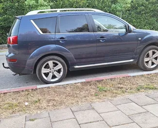 Motore Diesel da 2,0L di Peugeot 4007 2011 per il noleggio all'aeroporto di Tirana.