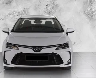 Noleggio auto Toyota Corolla Sedan 2024 in Azerbaigian, con carburante Ibrido e  cavalli di potenza ➤ A partire da 75 AZN al giorno.