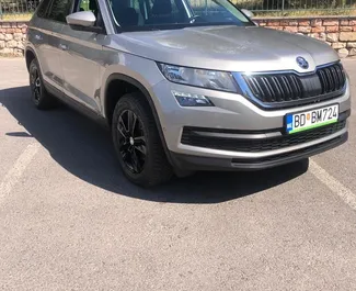 Vista frontale di un noleggio Skoda Kodiaq in Becici, Montenegro ✓ Auto #12180. ✓ Cambio Automatico TM ✓ 0 recensioni.