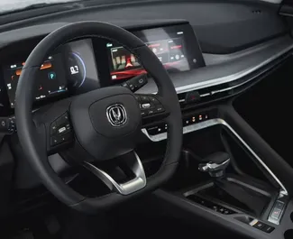 Noleggio Changan CS35 Plus. Auto Economica, Comfort, Crossover per il noleggio in Azerbaigian ✓ Cauzione di Deposito di 300 AZN ✓ Opzioni assicurative RCT, CDW, SCDW, FDW, Passeggeri, Furto, Giovane, Senza deposito.