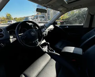 Motore Benzina da 2,0L di Volkswagen Tiguan 2014 per il noleggio a Tirana.