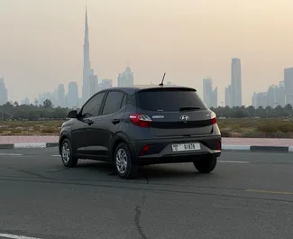 Vista frontale di un noleggio Hyundai i10 a Dubai, Emirati Arabi Uniti ✓ Auto #11909. ✓ Cambio Automatico TM ✓ 0 recensioni.