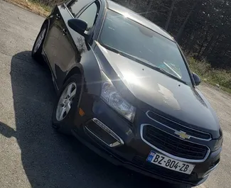 Noleggio auto Chevrolet Cruze 2015 in Georgia, con carburante Benzina e 190 cavalli di potenza ➤ A partire da 100 GEL al giorno.
