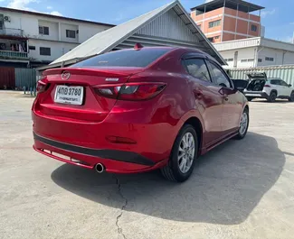 Mazda 2 2019 disponibile per il noleggio all'aeroporto Suvarnabhumi di Bangkok, con limite di chilometraggio di illimitato.