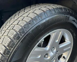 Interni di Ford Escape in affitto in Georgia. Un'ottima auto da 5 posti con cambio Automatico.