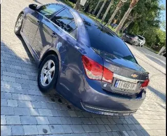 Noleggio Chevrolet Cruze. Auto Comfort per il noleggio in Georgia ✓ Cauzione di Deposito di 300 GEL ✓ Opzioni assicurative RCT, FDW, Passeggeri, Giovane.