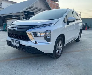 Noleggio auto Mitsubishi Xpander 2023 in Thailandia, con carburante Benzina e  cavalli di potenza ➤ A partire da 1400 THB al giorno.