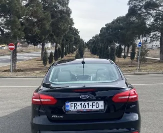 Noleggio Ford Focus. Auto Comfort per il noleggio in Georgia ✓ Cauzione di Senza deposito ✓ Opzioni assicurative RCT, SCDW, FDW, Passeggeri, Furto, Senza deposito.