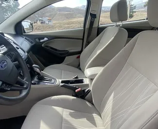 Ford Focus 2018 disponibile per il noleggio a Tbilisi, con limite di chilometraggio di 250 km/giorno.