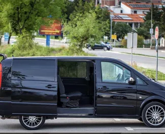Motore Diesel da 2,2L di Mercedes-Benz Vito 116 2017 per il noleggio in Becici.