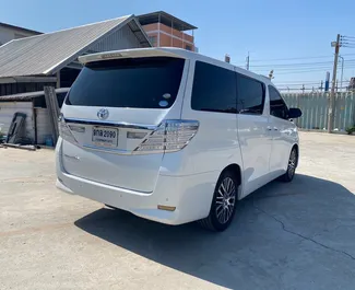 Noleggio Toyota Alphard. Auto Comfort, Monovolume per il noleggio in Thailandia ✓ Cauzione di Deposito di 20000 THB ✓ Opzioni assicurative RCT, CDW, SCDW, Giovane.