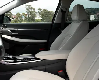Noleggio auto Hyundai Sonata 2021 in Georgia, con carburante Benzina e 191 cavalli di potenza ➤ A partire da 109 GEL al giorno.