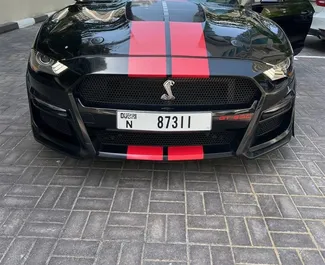 Noleggio auto Ford Mustang Cabrio 2022 negli Emirati Arabi Uniti, con carburante Benzina e 310 cavalli di potenza ➤ A partire da 289 AED al giorno.