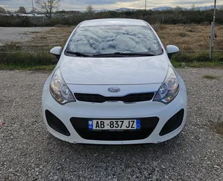 Noleggio auto Kia Rio 2012 in Albania, con carburante Diesel e 90 cavalli di potenza ➤ A partire da 12 EUR al giorno.