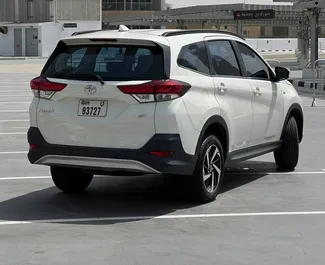 Noleggio auto Toyota Rush 2023 negli Emirati Arabi Uniti, con carburante Benzina e 103 cavalli di potenza ➤ A partire da 149 AED al giorno.