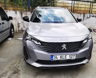 Vista frontale di un noleggio Peugeot 3008 a Istanbul, Turchia ✓ Auto #12343. ✓ Cambio Automatico TM ✓ 0 recensioni.