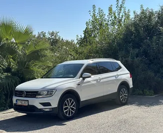 Noleggio auto Volkswagen Tiguan #10338 Automatico in Becici, dotata di motore 2,0L ➤ Da Filip in Montenegro.