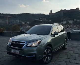 Vista frontale di un noleggio Subaru Forester a Tbilisi, Georgia ✓ Auto #11189. ✓ Cambio Automatico TM ✓ 0 recensioni.