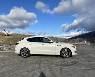 Noleggio Maserati Levante S. Auto Lusso, Crossover per il noleggio in Georgia ✓ Cauzione di Deposito di 2000 GEL ✓ Opzioni assicurative RCT, CDW.