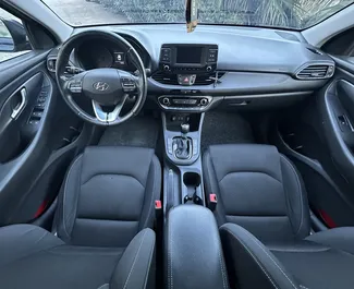 Motore Diesel da 1,6L di Hyundai i30 2019 per il noleggio in Becici.
