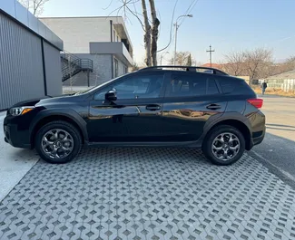 Vista frontale di un noleggio Subaru Crosstrek a Tbilisi, Georgia ✓ Auto #12309. ✓ Cambio Automatico TM ✓ 0 recensioni.