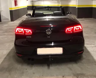 Noleggio Volkswagen Eos. Auto Comfort, Cabrio per il noleggio in Montenegro ✓ Cauzione di Deposito di 150 EUR ✓ Opzioni assicurative RCT, All'estero.