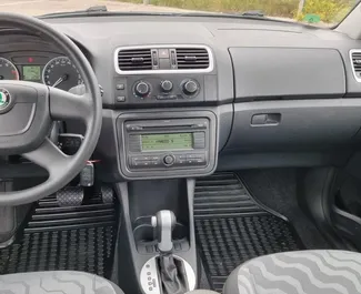 Noleggio auto Skoda Fabia 2009 in Montenegro, con carburante Benzina e 105 cavalli di potenza ➤ A partire da 20 EUR al giorno.