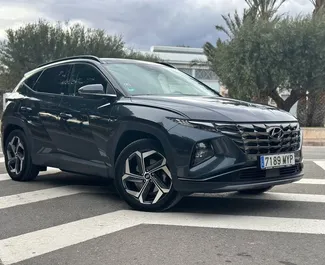 Vista frontale di un noleggio Hyundai Tucson ad Alicante, Spagna ✓ Auto #12321. ✓ Cambio Automatico TM ✓ 0 recensioni.