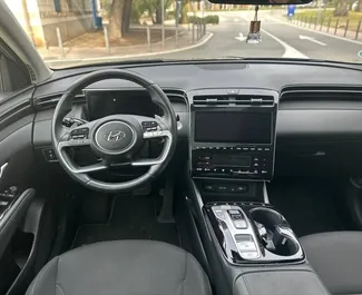 Hyundai Tucson 2021 disponibile per il noleggio ad Alicante, con limite di chilometraggio di 200 km/giorno.