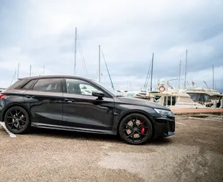 Noleggio auto Audi RS3 2023 in Spagna, con carburante Benzina e  cavalli di potenza ➤ A partire da 350 EUR al giorno.