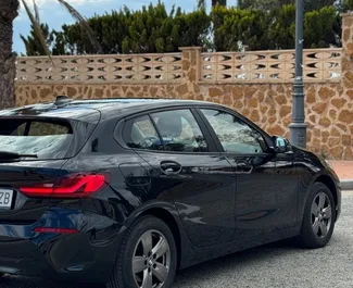 Noleggio auto BMW 116d 2020 in Spagna, con carburante Diesel e 150 cavalli di potenza ➤ A partire da 50 EUR al giorno.