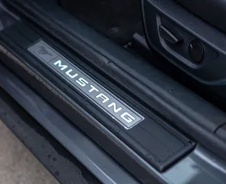 Noleggio auto Ford Mustang Cabrio 2023 in Georgia, con carburante Benzina e 460 cavalli di potenza ➤ A partire da 550 GEL al giorno.