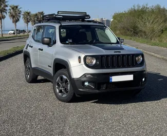 Vista frontale di un noleggio Jeep Renegade a Batumi, Georgia ✓ Auto #13103. ✓ Cambio Automatico TM ✓ 0 recensioni.