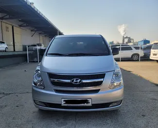 Noleggio auto Hyundai Grand Starex #13161 Automatico a Durazzo, dotata di motore 2,5L ➤ Da Krisi in Albania.