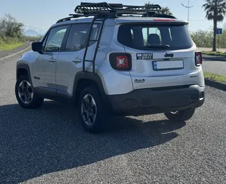 Noleggio auto Jeep Renegade 2016 in Georgia, con carburante Benzina e 180 cavalli di potenza ➤ A partire da 115 GEL al giorno.