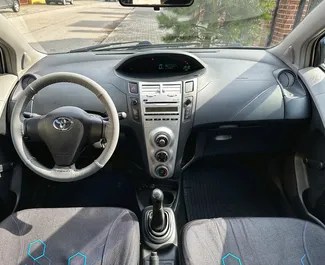 Motore Benzina da 1,0L di Toyota Yaris 2008 per il noleggio a Kaliningrad.