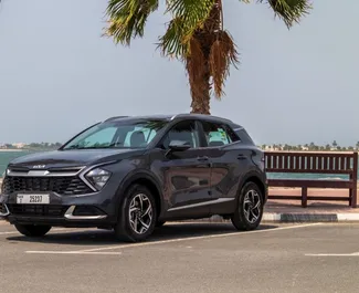 Vista frontale di un noleggio Kia Sportage a Dubai, Emirati Arabi Uniti ✓ Auto #13104. ✓ Cambio Automatico TM ✓ 0 recensioni.