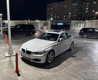Noleggio auto BMW 330i #12930 Automatico a Baku, dotata di motore 2,0L ➤ Da Kamran in Azerbaigian.