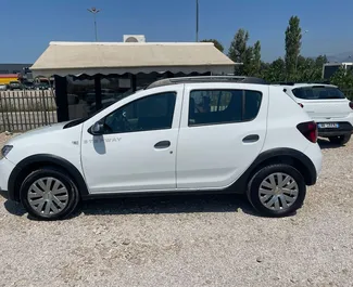 Noleggio auto Dacia Sandero 2016 in Albania, con carburante Diesel e 80 cavalli di potenza ➤ A partire da 17 EUR al giorno.