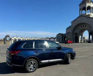 Noleggio auto Mitsubishi Outlander #11806 Automatico a Tbilisi, dotata di motore 2,4L ➤ Da Levani in Georgia.