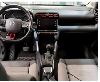 Noleggio auto Citroen C3 Aircross 2019 in Spagna, con carburante Benzina e 110 cavalli di potenza ➤ A partire da 35 EUR al giorno.