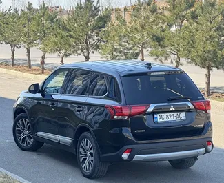 Noleggio auto Mitsubishi Outlander 2017 in Georgia, con carburante Benzina e 172 cavalli di potenza ➤ A partire da 138 GEL al giorno.